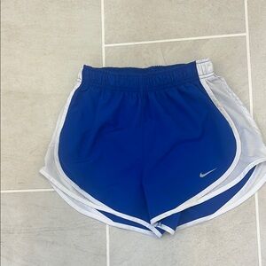 EUC Nike tempo running shorts. Size XS